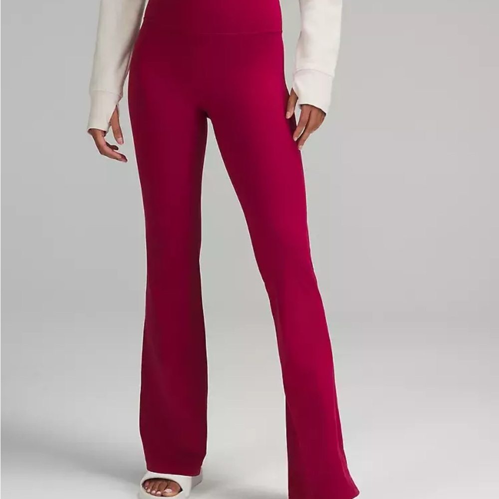 NWT Lululemon Groove Pant SHR Flare SZ4